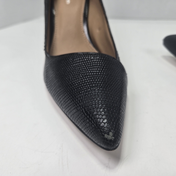 Calvin Klein Calida Black Lizard Skin Textured Stiletto Heels Size 9 Women's - Picture 16 of 16
